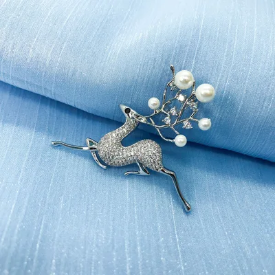 Christmas reindeer rhinestone Holiday brooch pin — product image 1