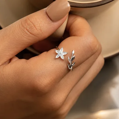 Sterling Silver Blue Flower and Leaves Adjustable Ring — product image 1