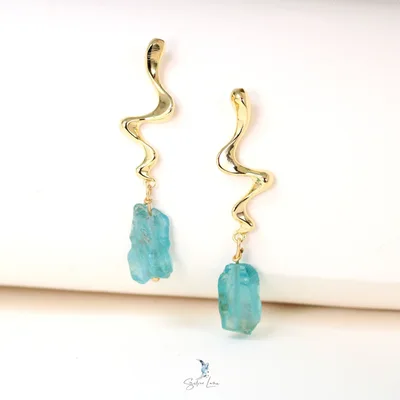Fluorite nugget natural stone water droplet earrings — product image 1