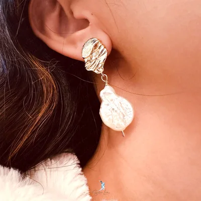 Baroque pearl bridal dangle drop earrings — product image 1