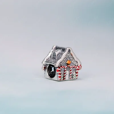 Christmas holiday gingerbread house bead charm — product image 1