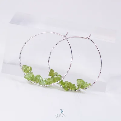 Green peridot chip stone sterling silver hoop earrings — product image 1