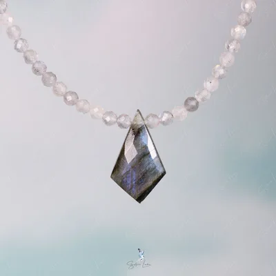 Kite labradorite pendant beaded choker necklace — product image 1