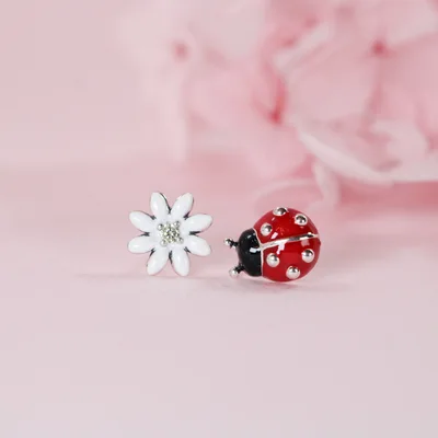 Ladybug and daisy asymmetric stud earrings in sterling silver — product image 1