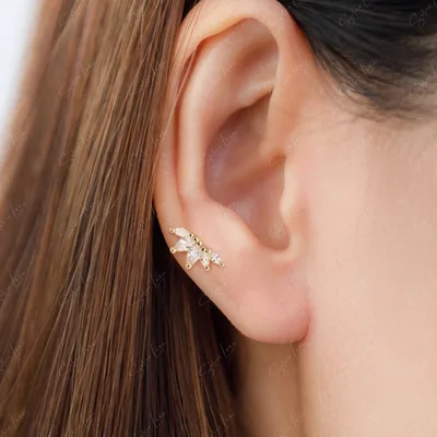 Cubic zirconia flower cartilage screw back earrings — product image 1