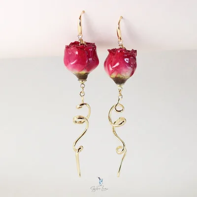 Real rose flower dangle drop earrings — product image 1