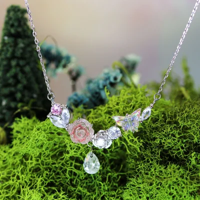 Secret garden teardrop pendant necklace — product image 1